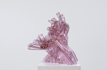 Pink Cluster I, 2010, 40 x 50 x 48 cm, fused borosilicate glass (private collection, USA)
